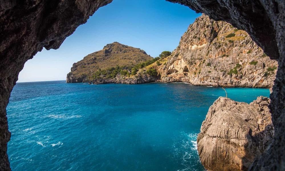 Kuzey Kutbu'nda Orbital Uzay Yarışı Kızışıyor